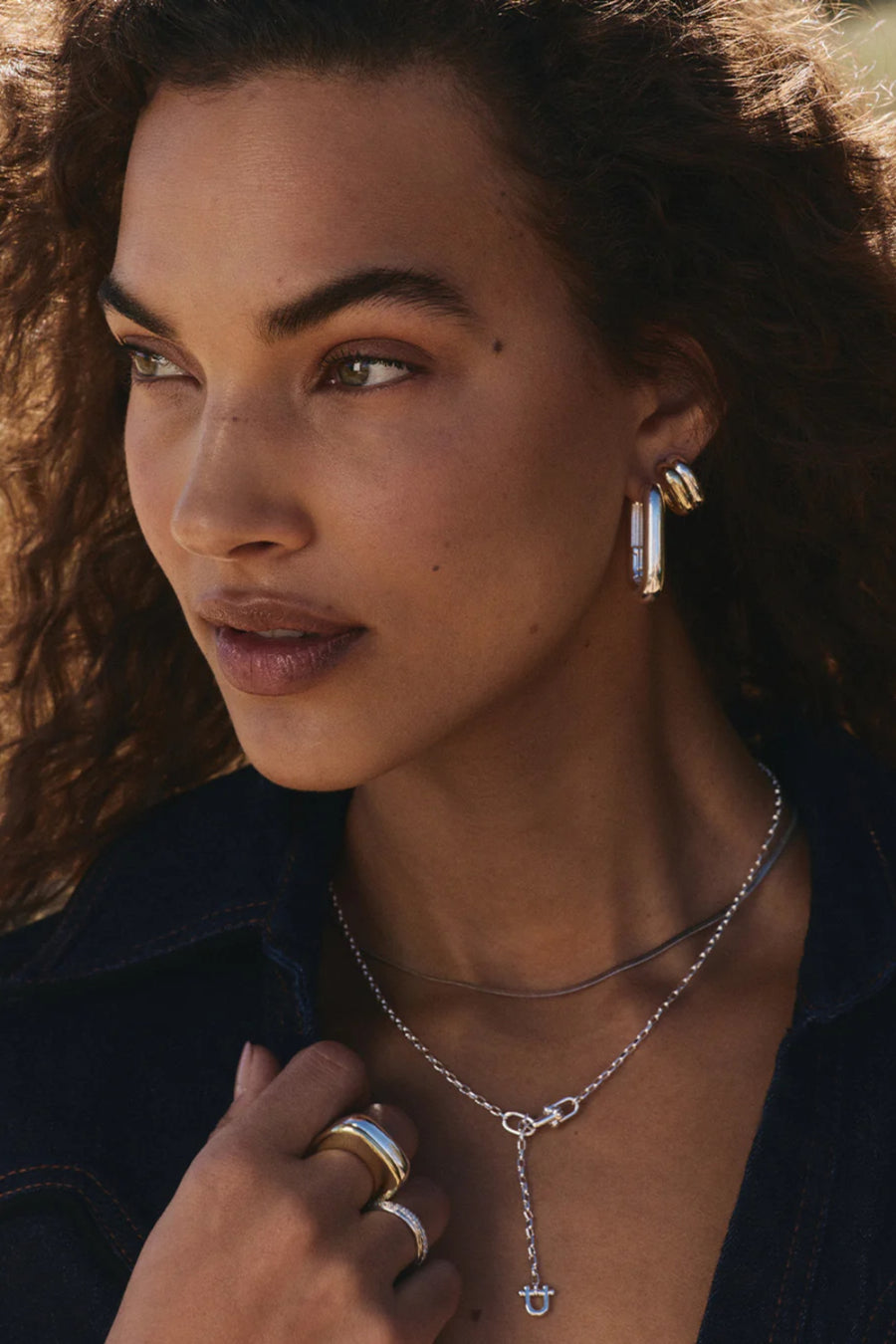 Gorjana Zoey Statement Hoops – side view