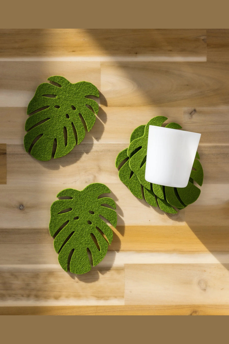 Graf Lantz Monstera Merino Wool Coaster Set in Loden Green – alternate