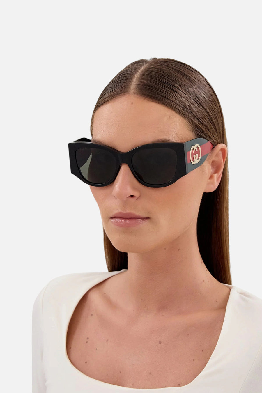 Gucci Cat Eye Sunglasses in Black/Green (GG2115S 001 55) – detail