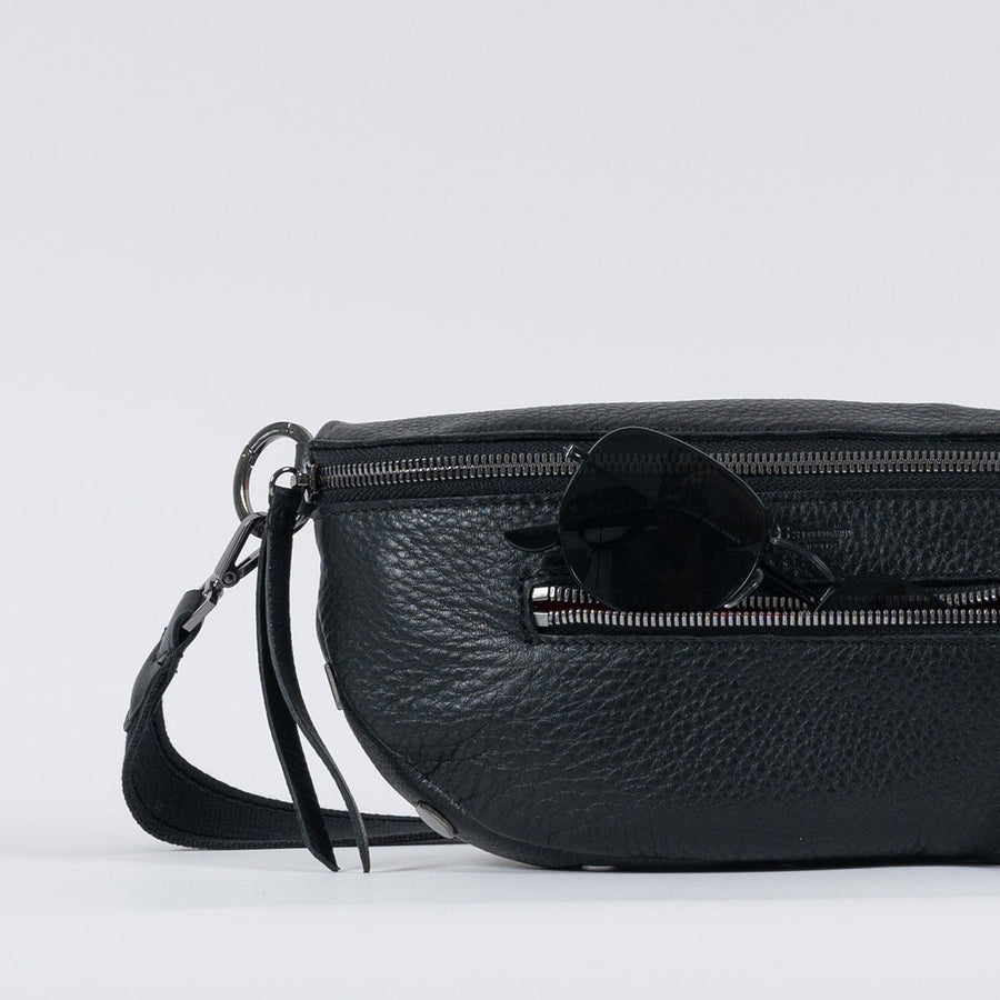 Hammitt Charles 2 in Black/Gunmetal – side view
