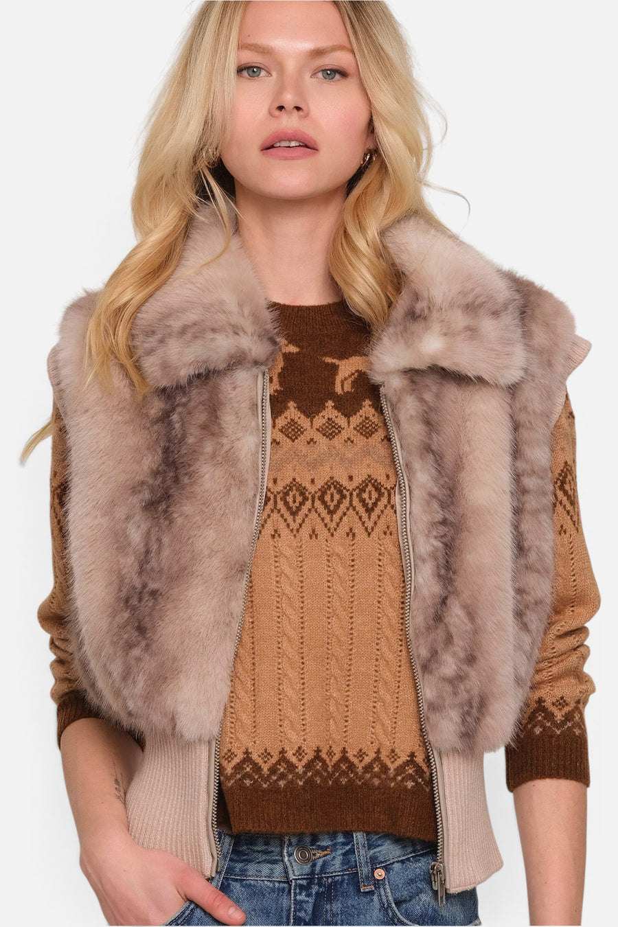 Heartloom Women's Ayra Vest in Fox – detail