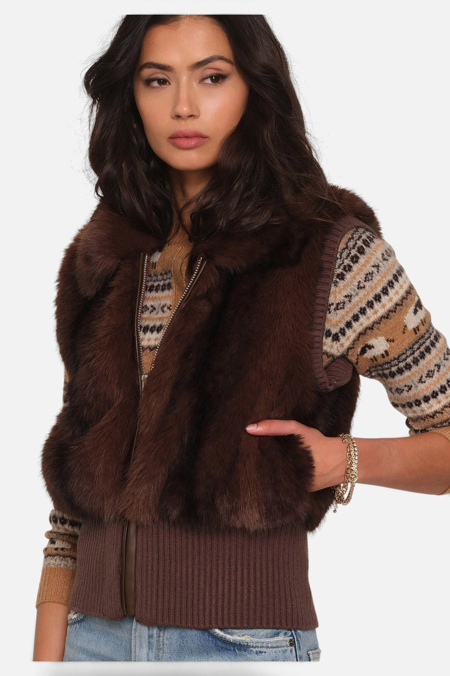 Heartloom Women's Ayra Vest in Walnut – detail