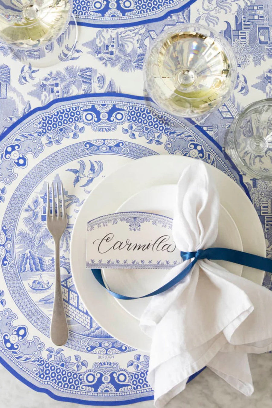Hester & Cook Die-Cut Blue Willow Plate Placemat – back view