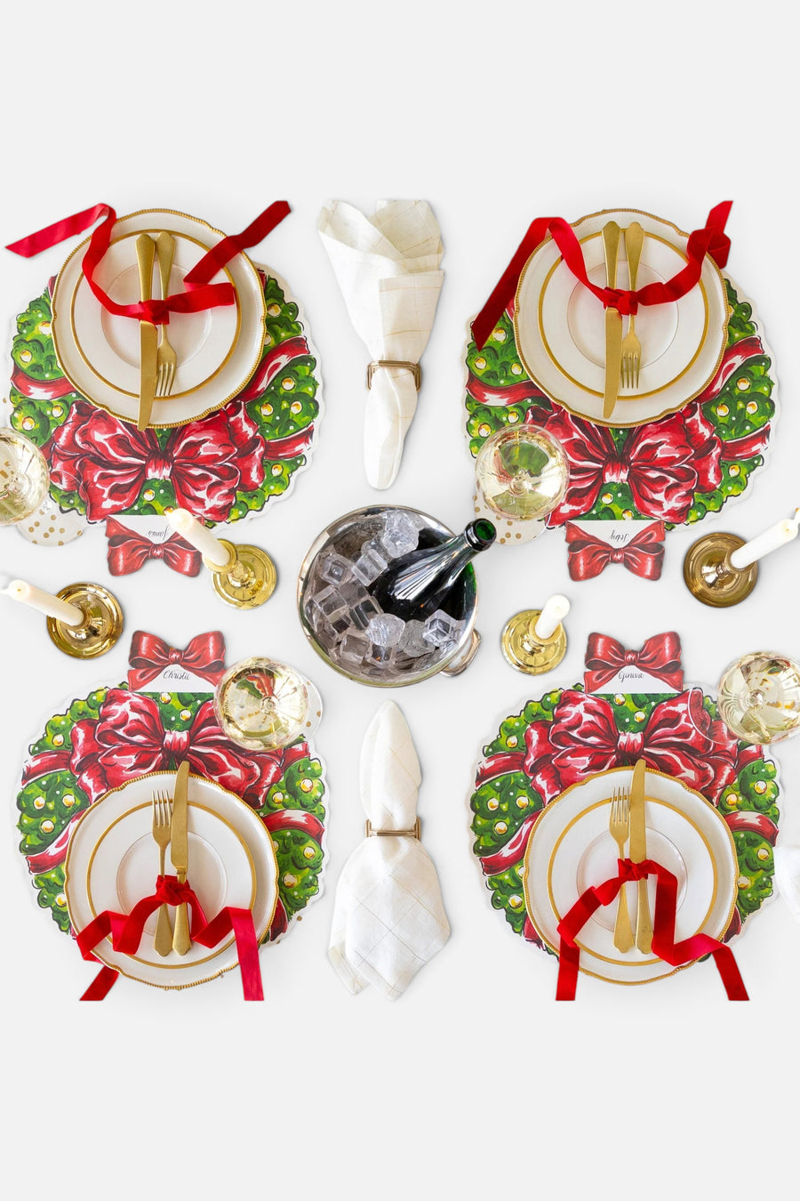 Hester & Cook Die-Cut Holiday Wreath Placemat – detail