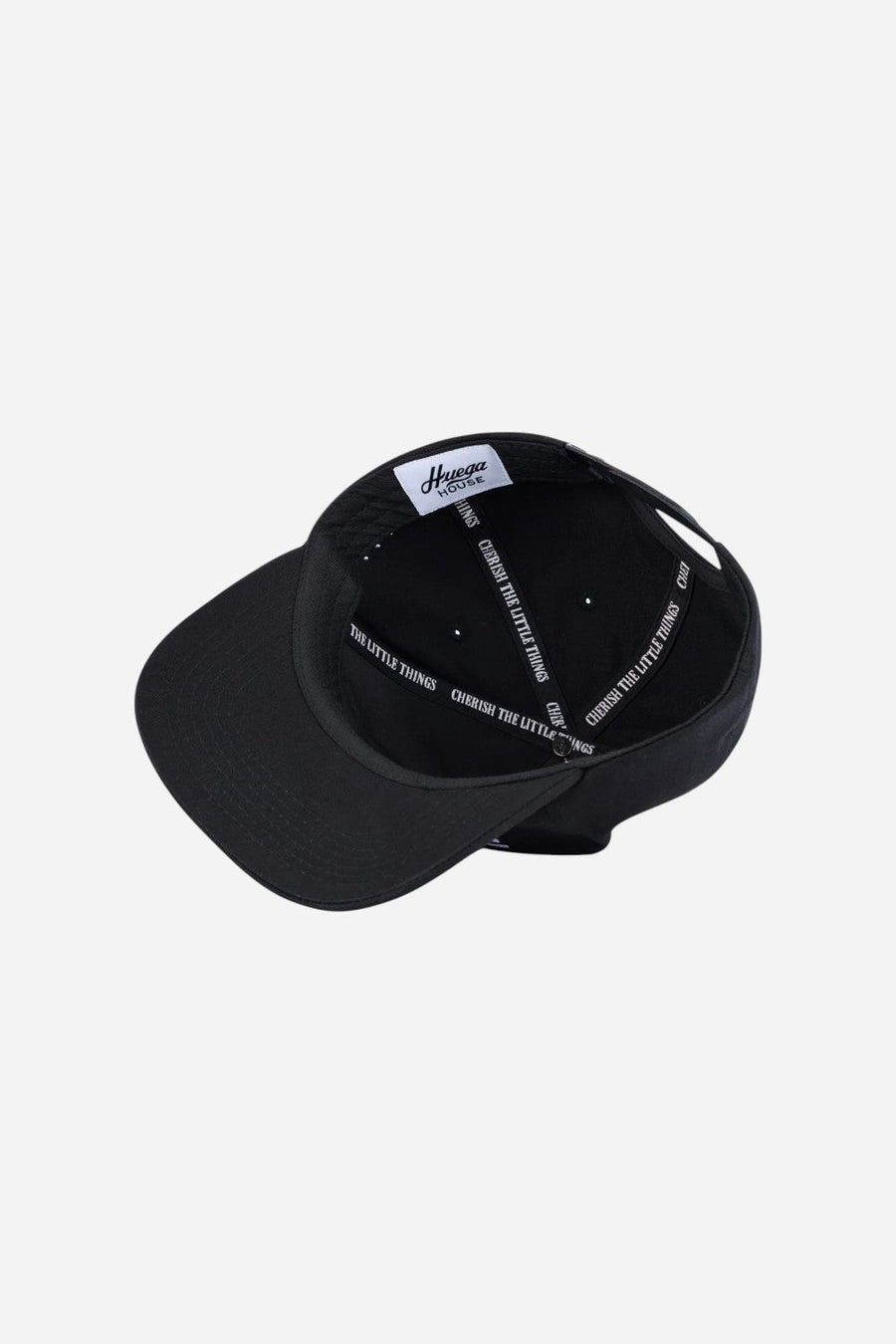 Huega House Umage | Black Hat – detail