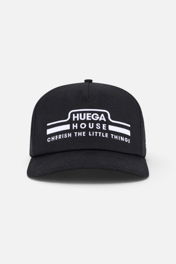 Huega House Umage | Black Hat