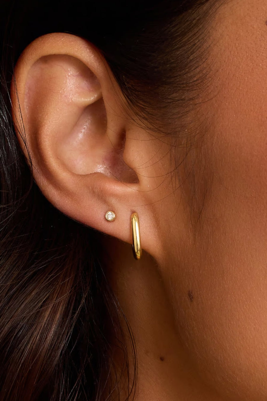 Gorjana Lou Link Charm Huggie Earring in Gold