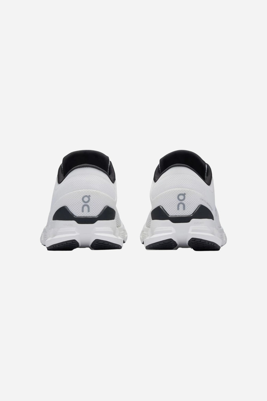 On Running Women's Cloud X 4 Ivory/Black