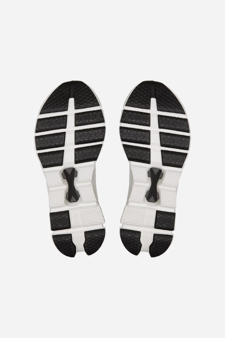 On Running Women's Cloud X 4 Ivory/Black