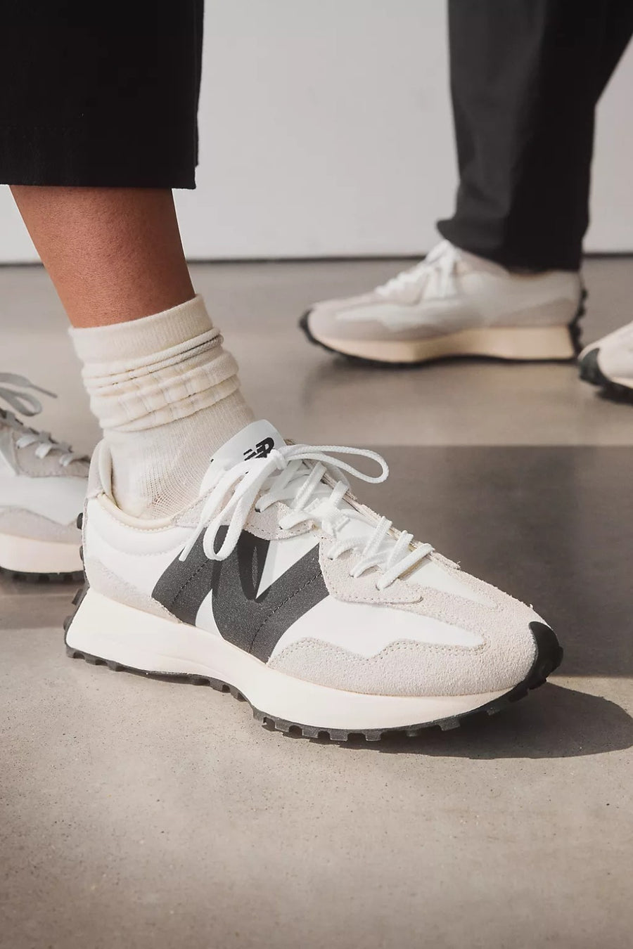 Women's New Balance 327 Sea Salt/White
