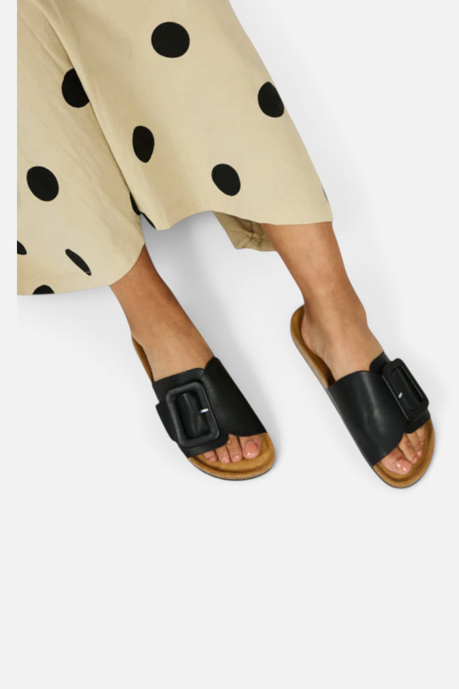 Intentionally Blank Clarice Sandal in Black – on model