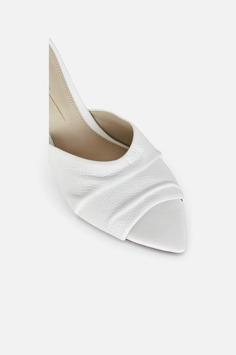 Intentionally Blank Fair Heels in White – detail