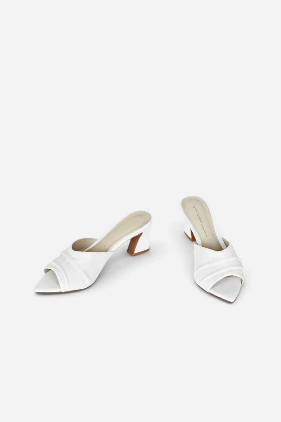 Intentionally Blank Fair Heels in White – pair