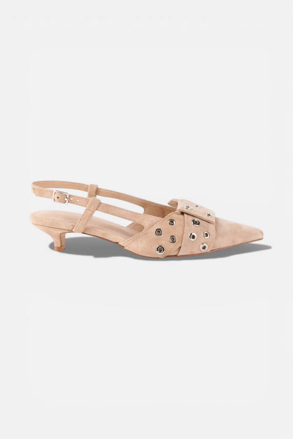 Intentionally Blank Maman Slingback Kitten Heel in Oatmilk
