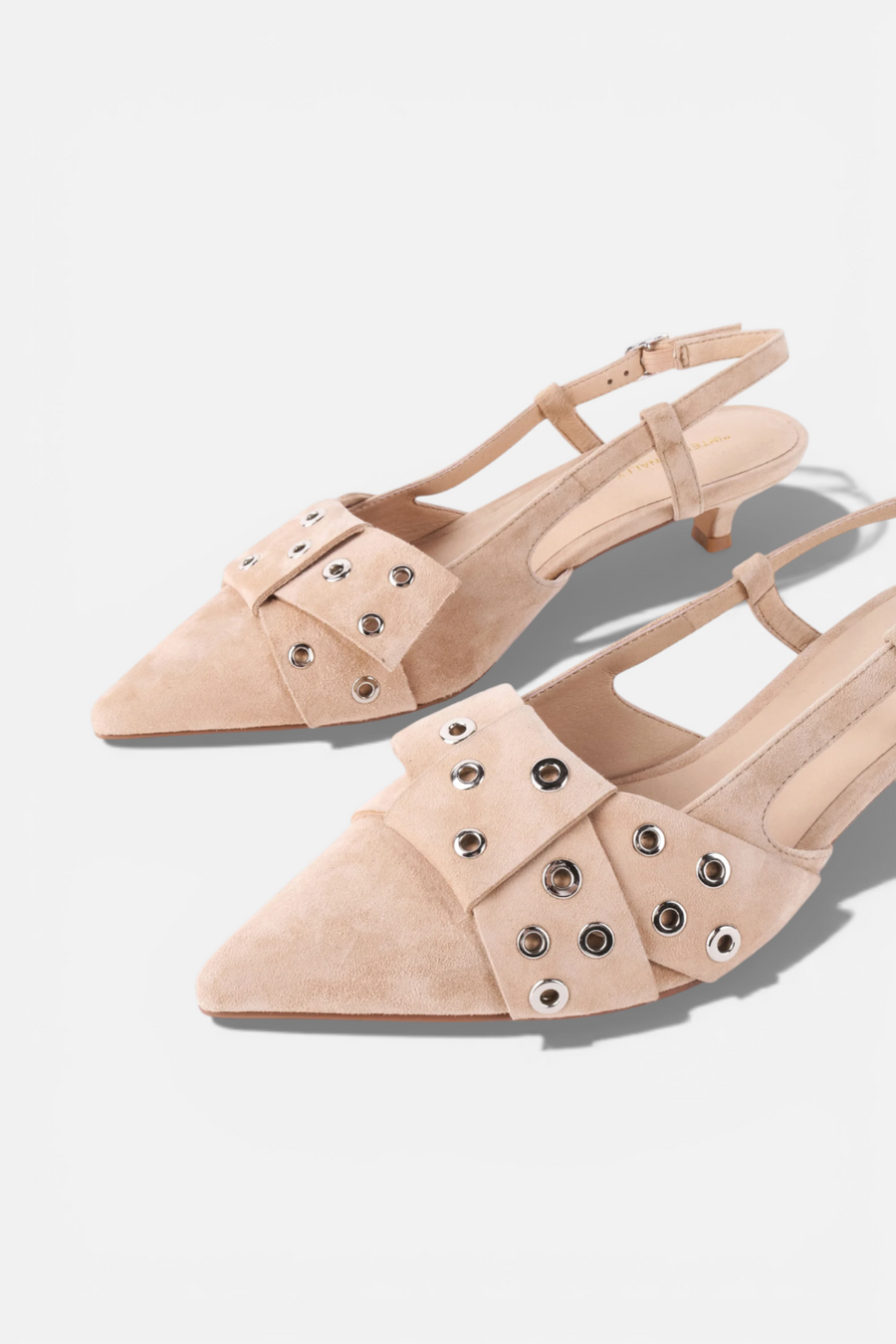 Intentionally Blank Maman Slingback Kitten Heel in Oatmilk – side view