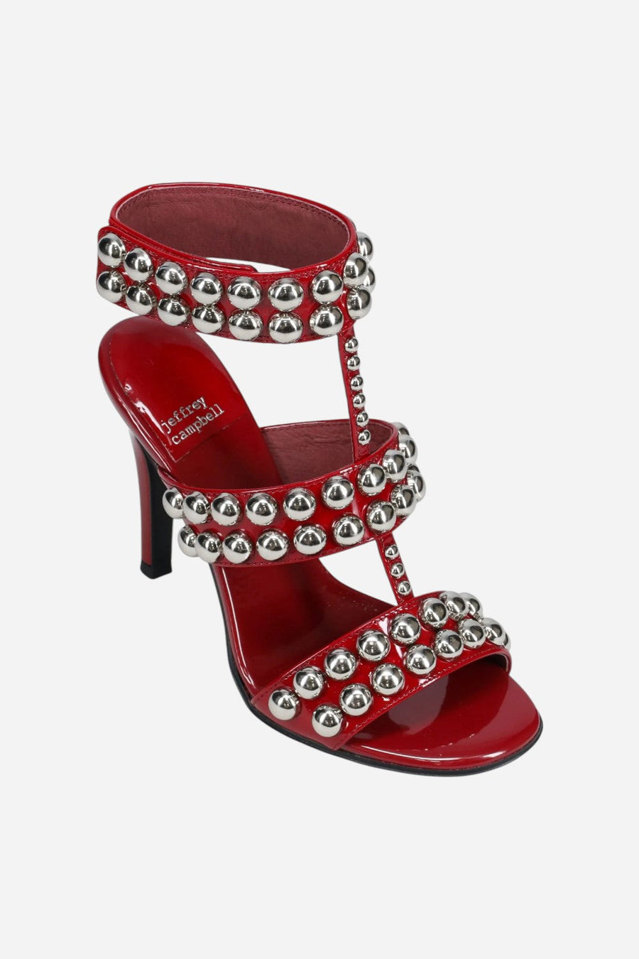 Jeffrey Campbell Engrailed in Red Patent Silver – flat lay
