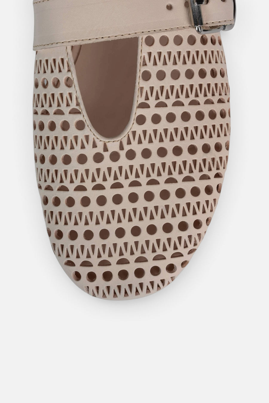 Jeffrey Campbell Shelly-LSR Flats in Natural – flat lay