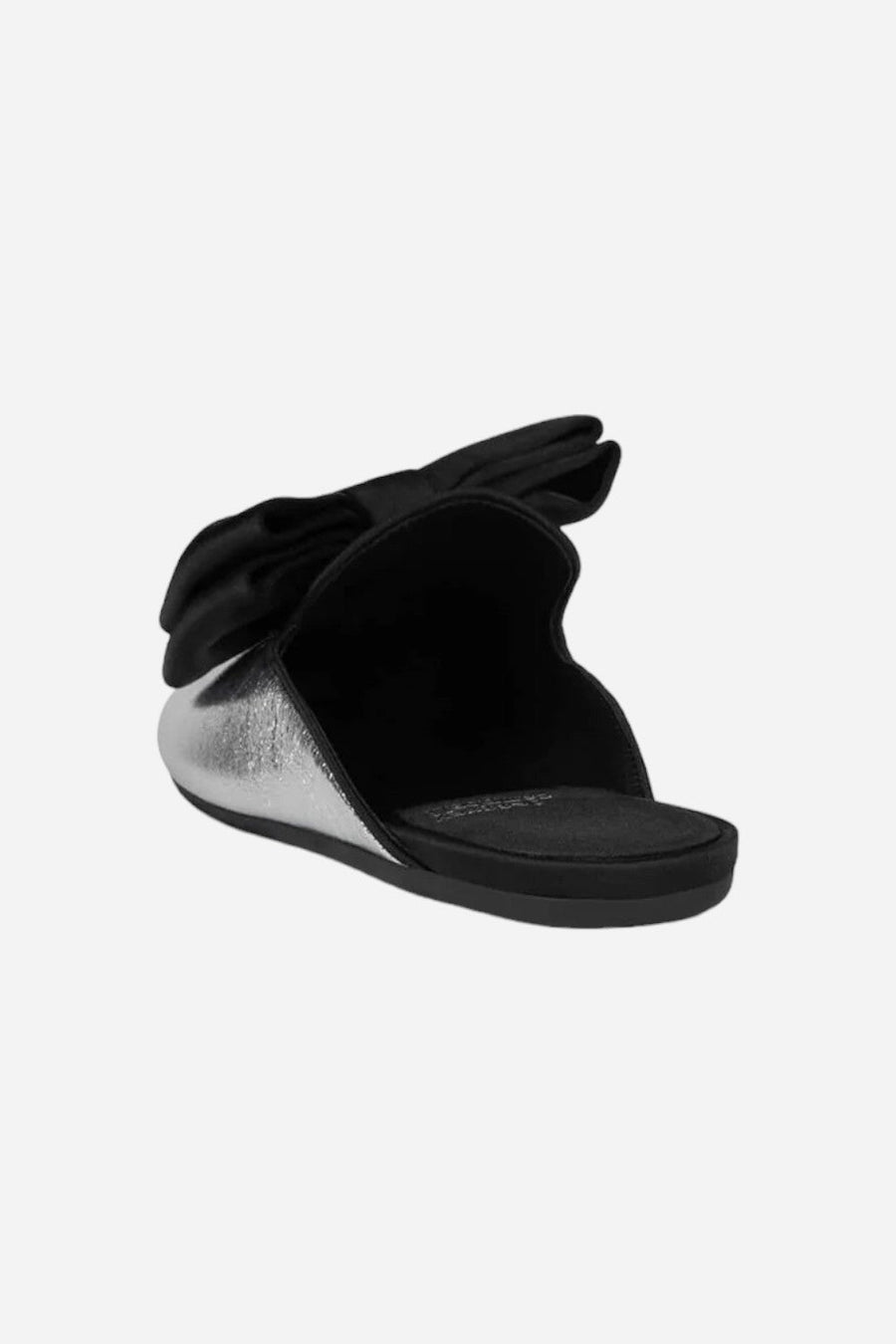 Jeffrey Campbell Spin-Bow Flats in Silver Crinkle – detail
