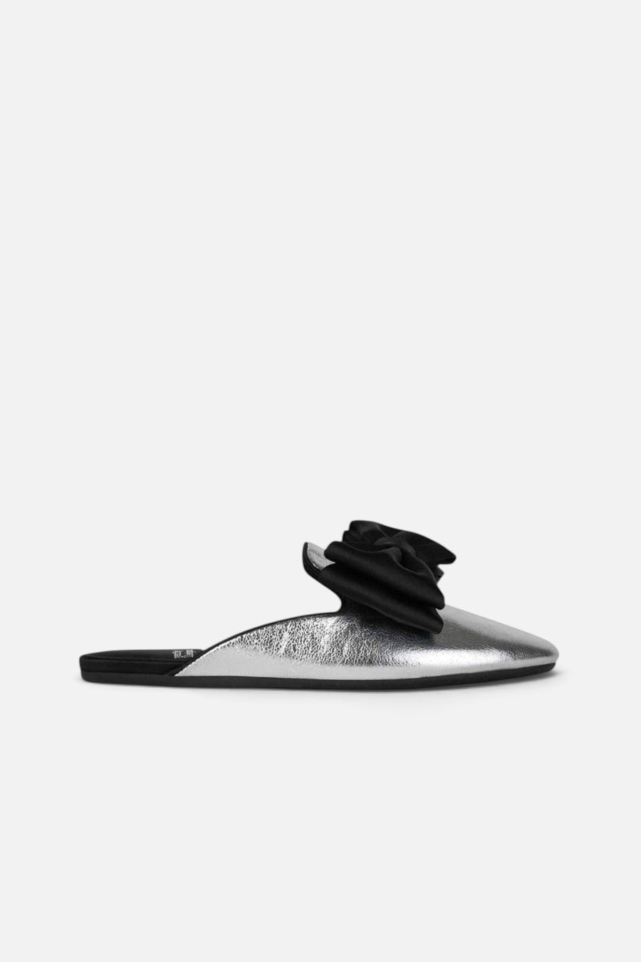 Jeffrey Campbell Spin-Bow Flats in Silver Crinkle – side view