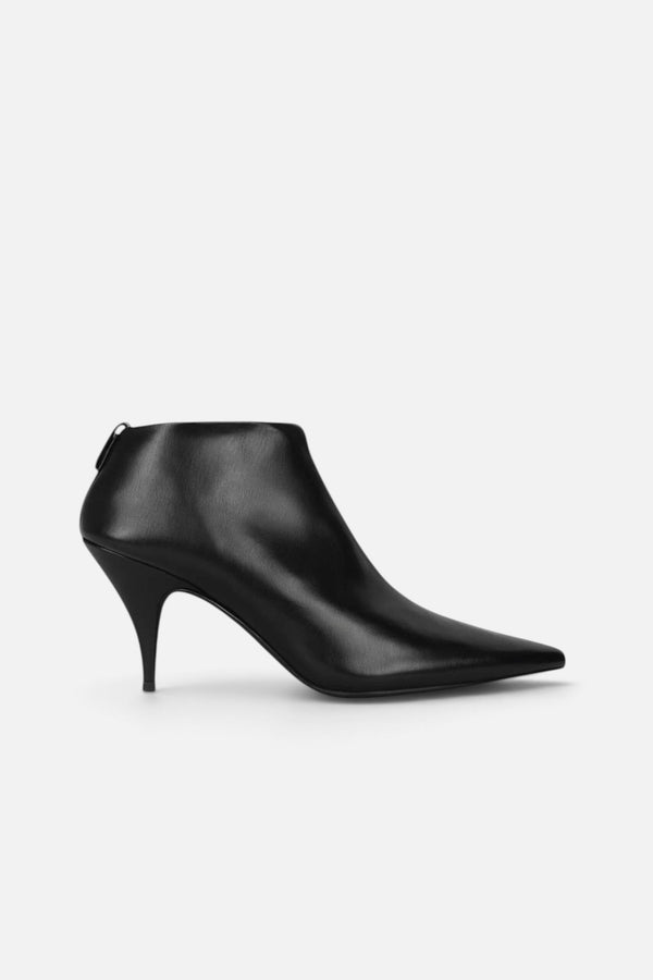 Jeffrey Campbell Women's Laverna Ankle Boot in Black