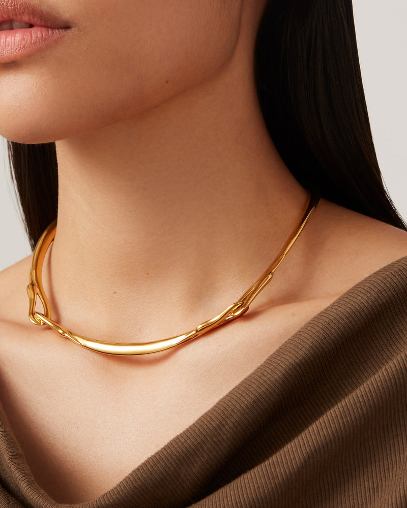 Jenny Bird Lisieux Collar Necklace in Gold – side view