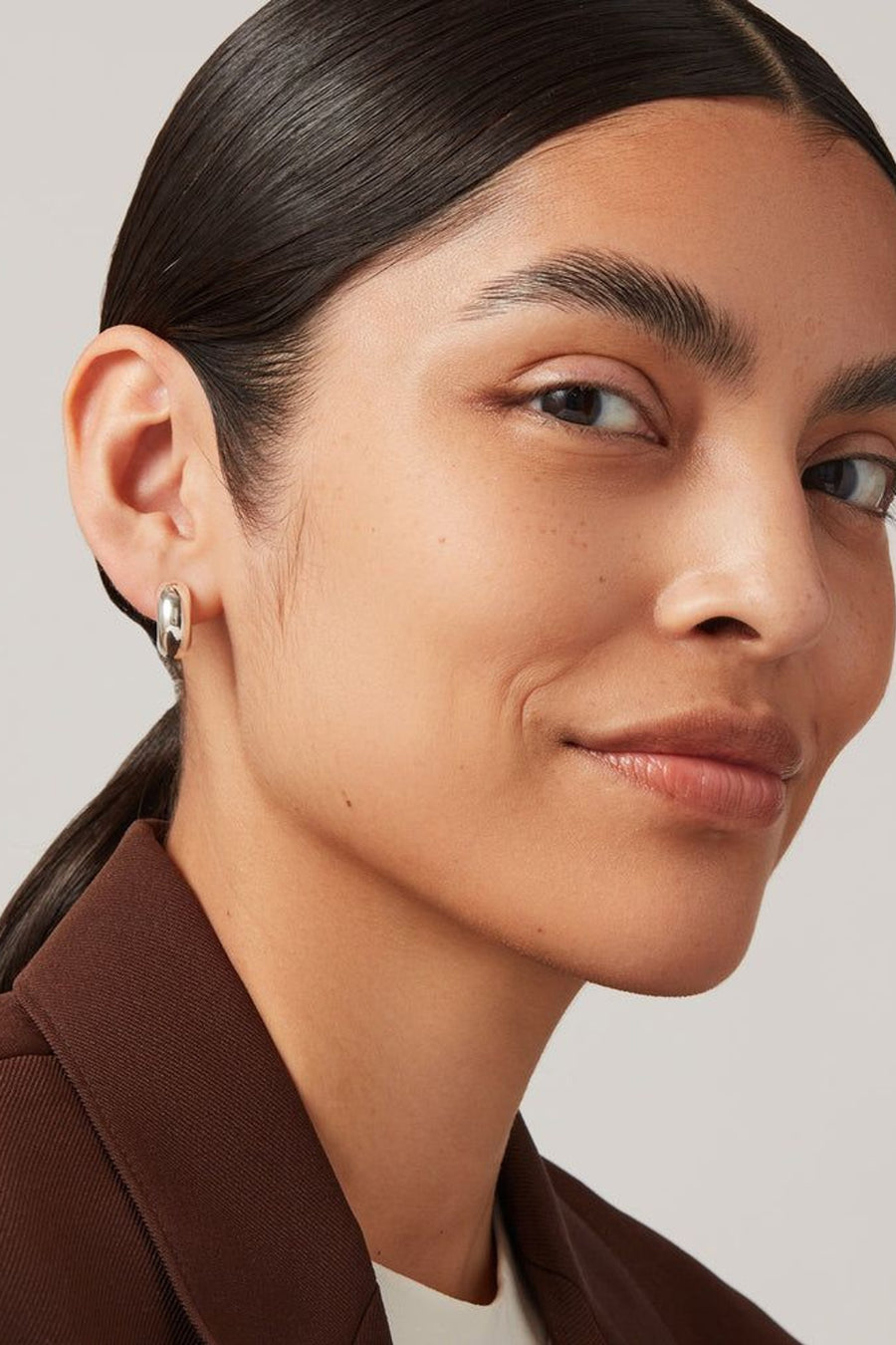 Jenny Bird Small Tome Hoop Earrings in Sterling Silver – back view