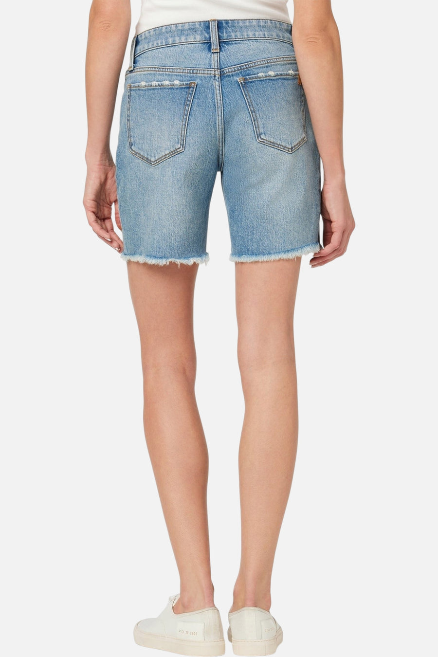 Joes Jeans The 7" Lara Bermuda Short Frayed Hem in So Proud – on model