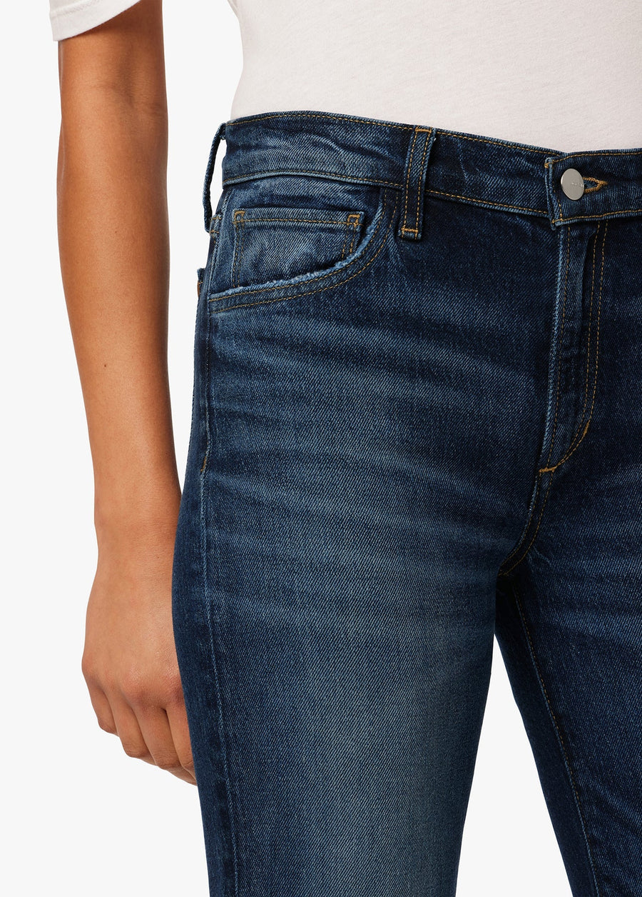 Joe's Jeans The Frankie Mid Rise Bootcut Heirloom Denim Wide Hem – detail