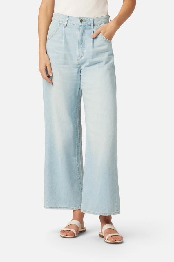 Joes Jeans The Pleated Wide Leg Ankle Weightless in Charming