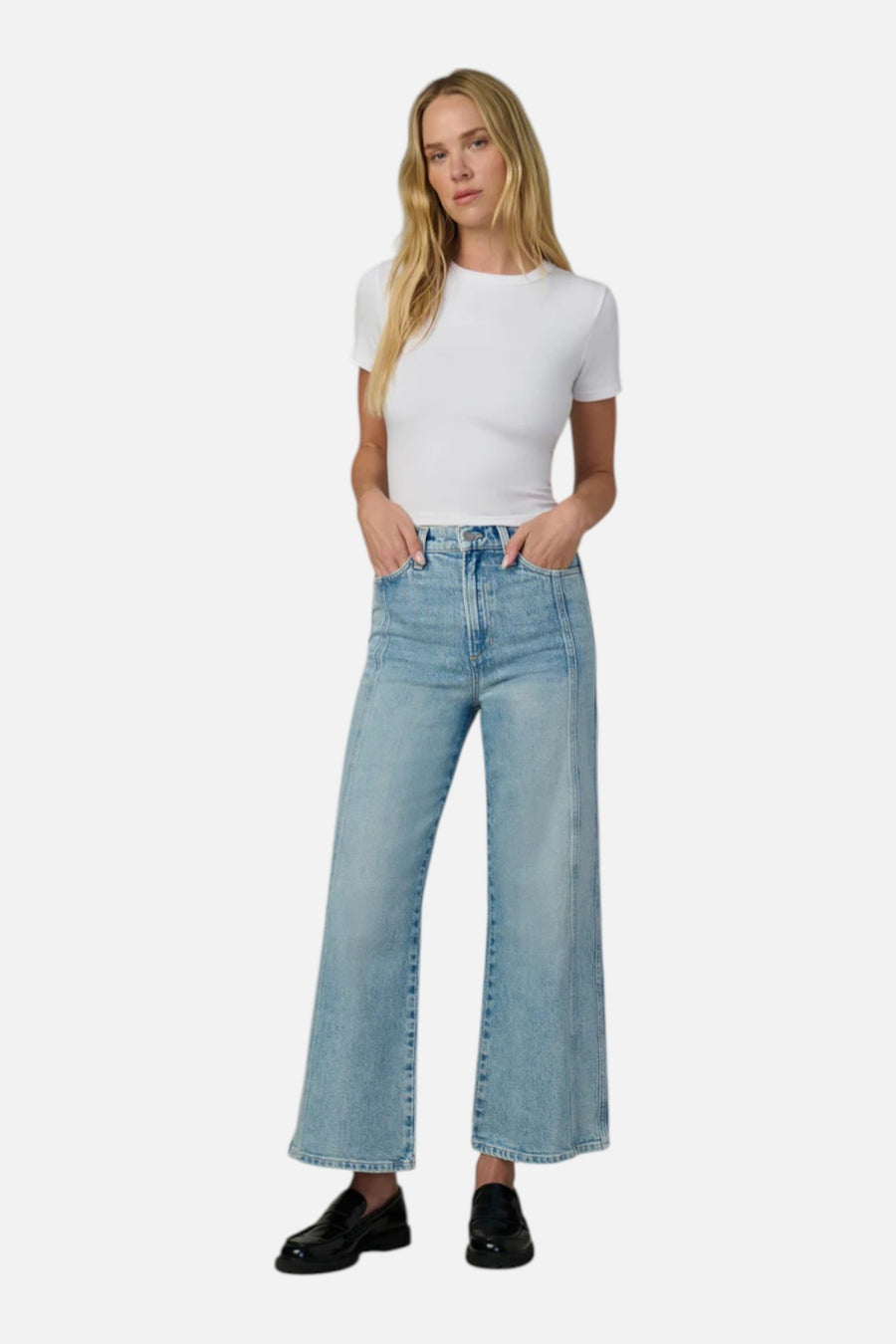 Joes Jeans Women's The Seamed Mia High Rise Wide Leg Ankle in Genuine – on model