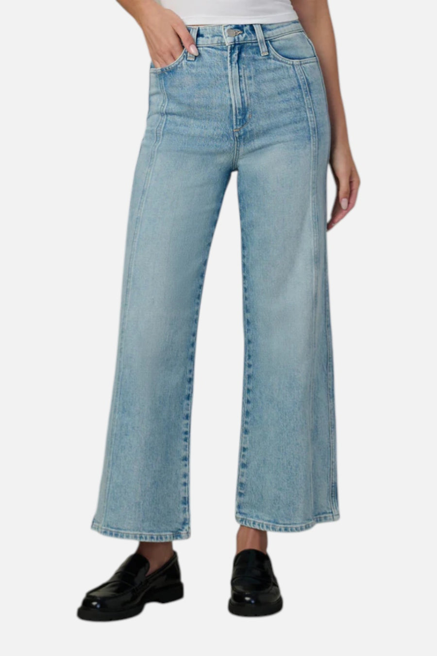 Joes Jeans Women's The Seamed Mia High Rise Wide Leg Ankle in Genuine – on model