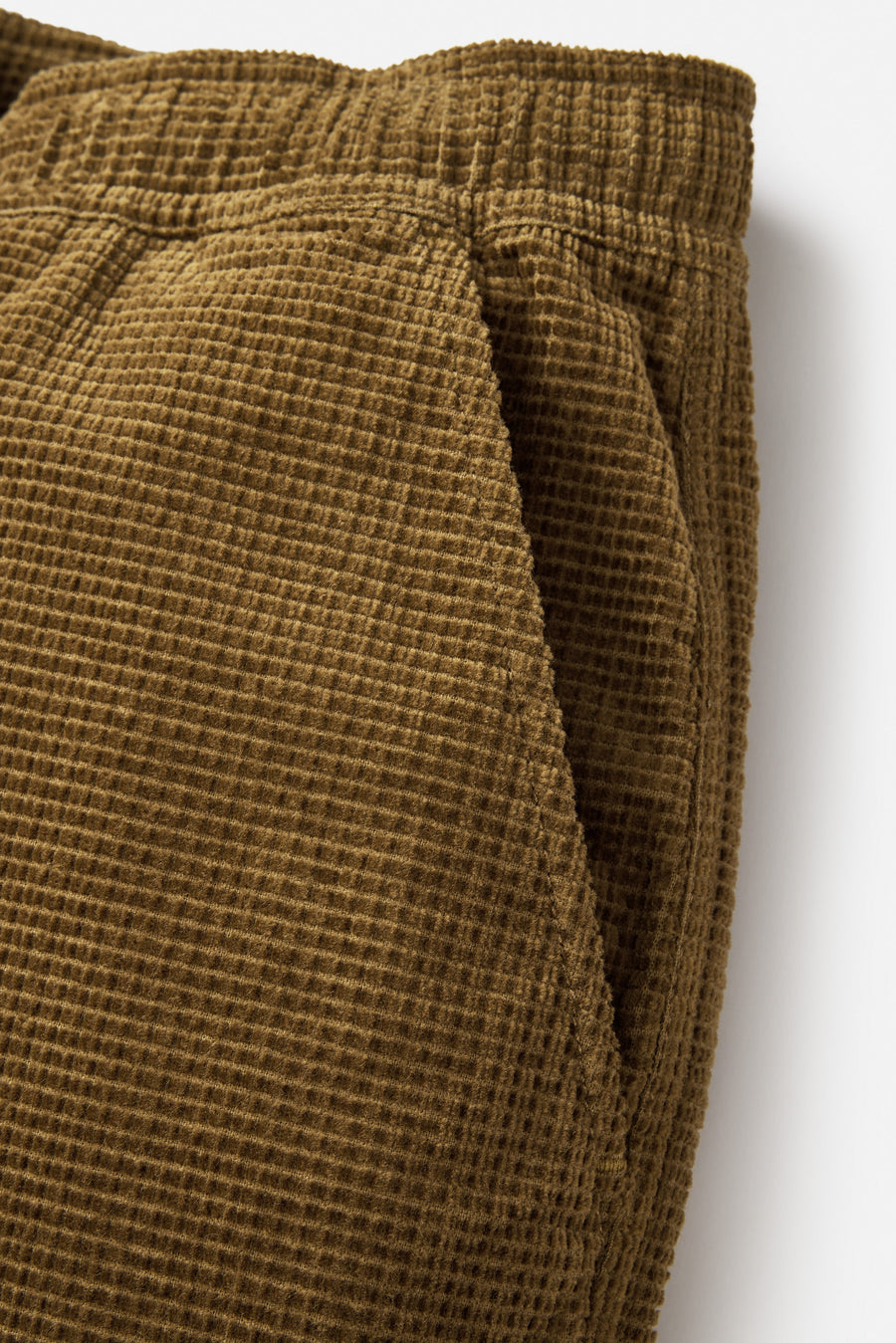 Katin Ward Short in Coffee – detail