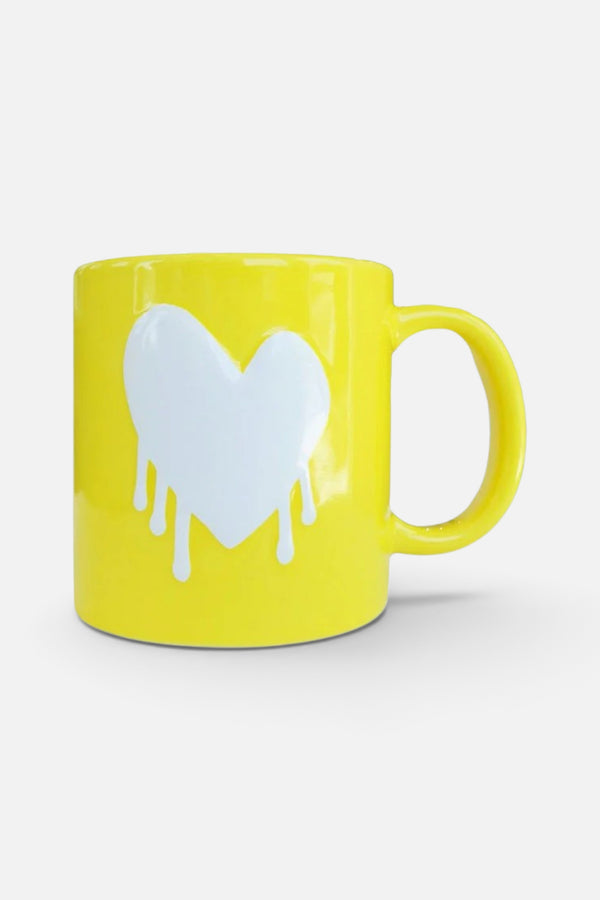 Kerri Rosenthal Drippy Heart Mug In Sunshine And White