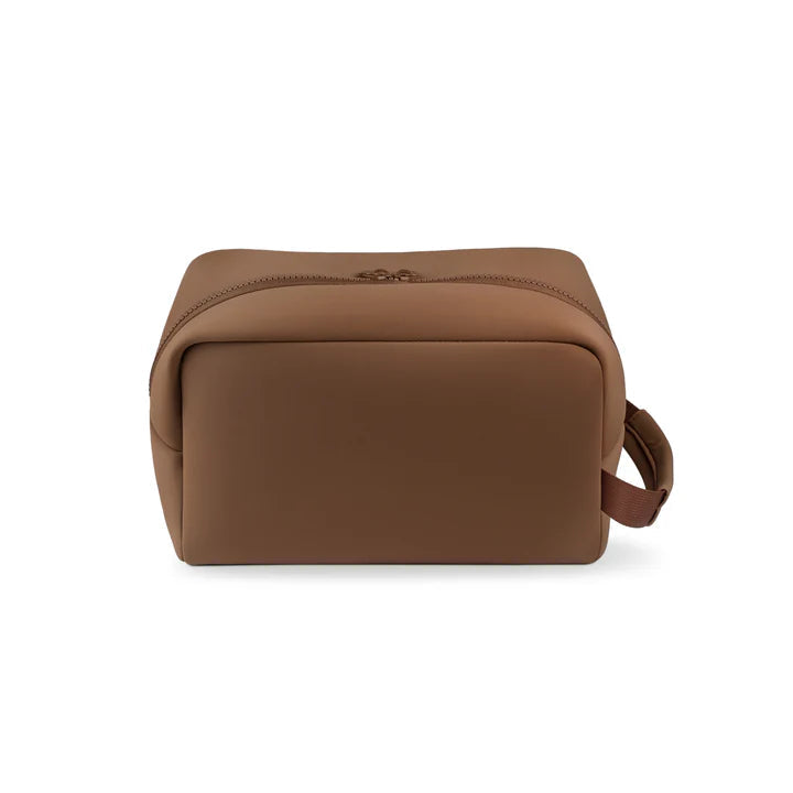 Kusshi Neoprene Dopp Kit in Chocolate Brown – alternate