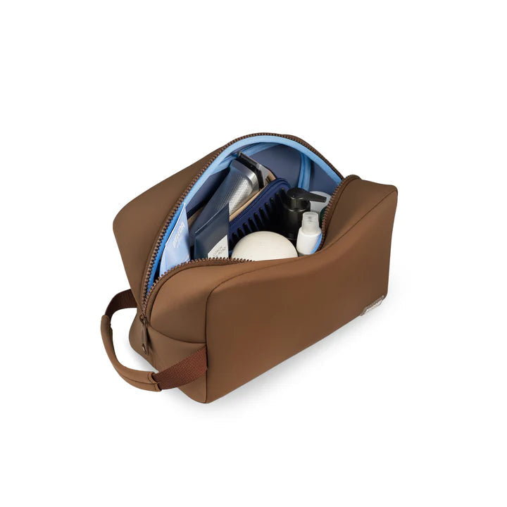 Kusshi Neoprene Dopp Kit in Chocolate Brown – flat lay