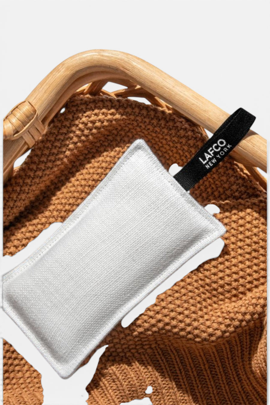 LAFCO Chamomile Lavender Sachet – side view