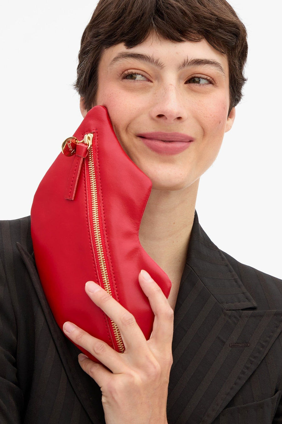 Lips Flat Clutch in Super Red – back view