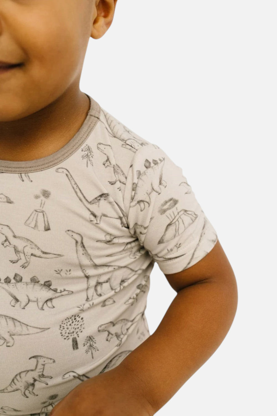 Little One Shop Dino Doodles Shorts Set – detail