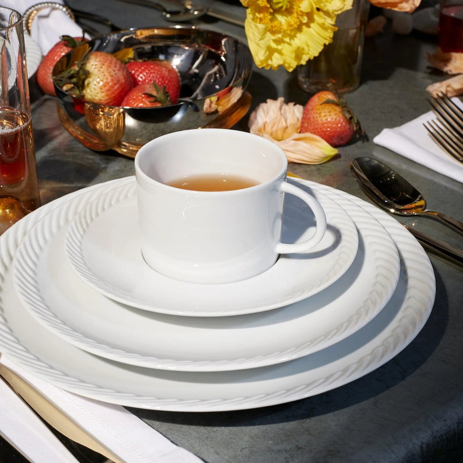 L'Objet Corde Dinner Plate in White – detail