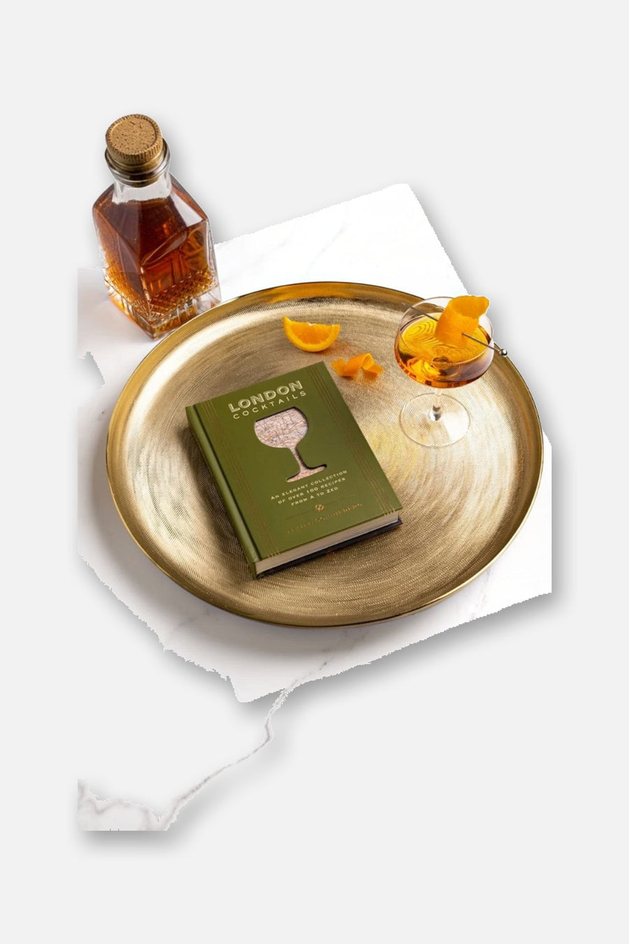 London Cocktails: Over 100 Recipes Inspired by the Heart of Britannia – side view