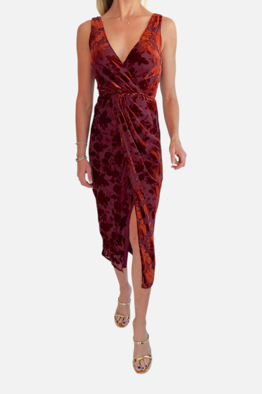 Lulus Aman Velvet Midi Dress in Rust – on model