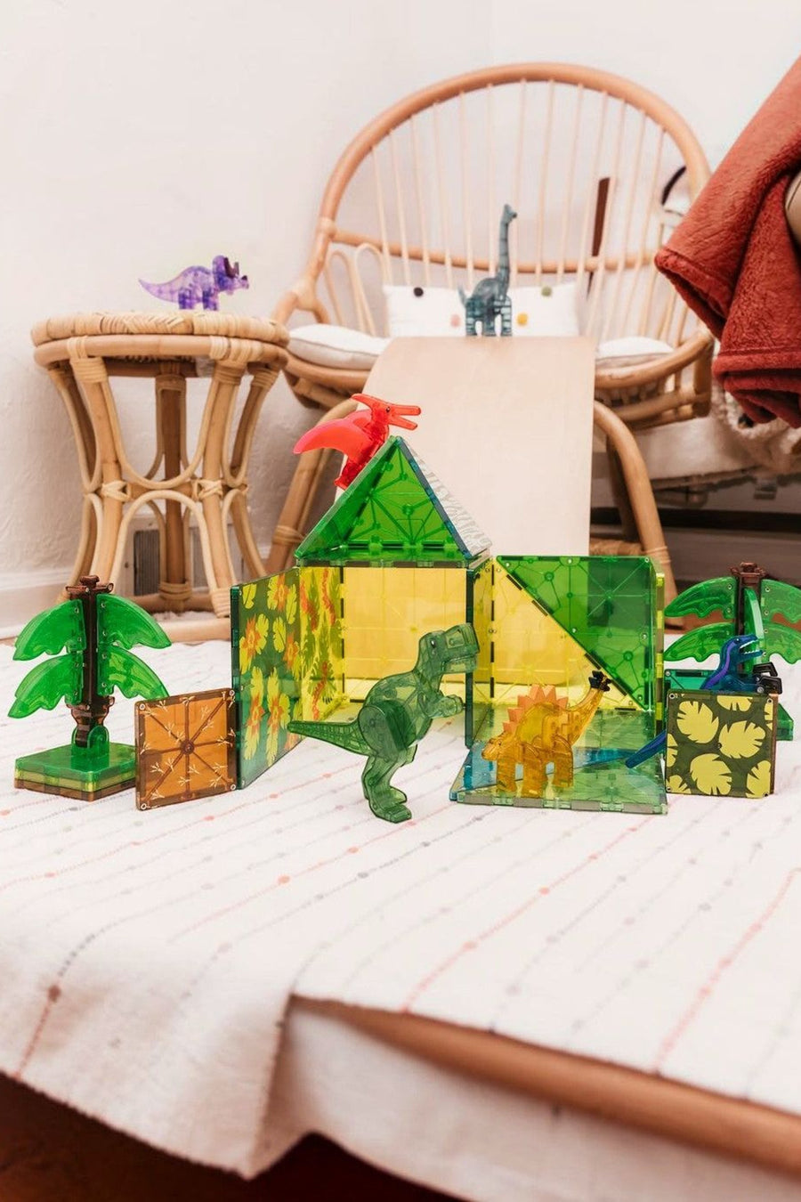 Magna-Tiles Dino World XL 50 Piece Set – detail