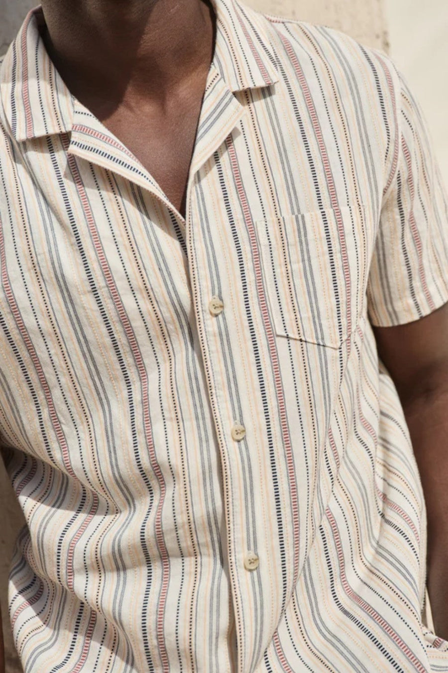 Marine Layer Dobby Resort Shirt in Natural Multi White – side view