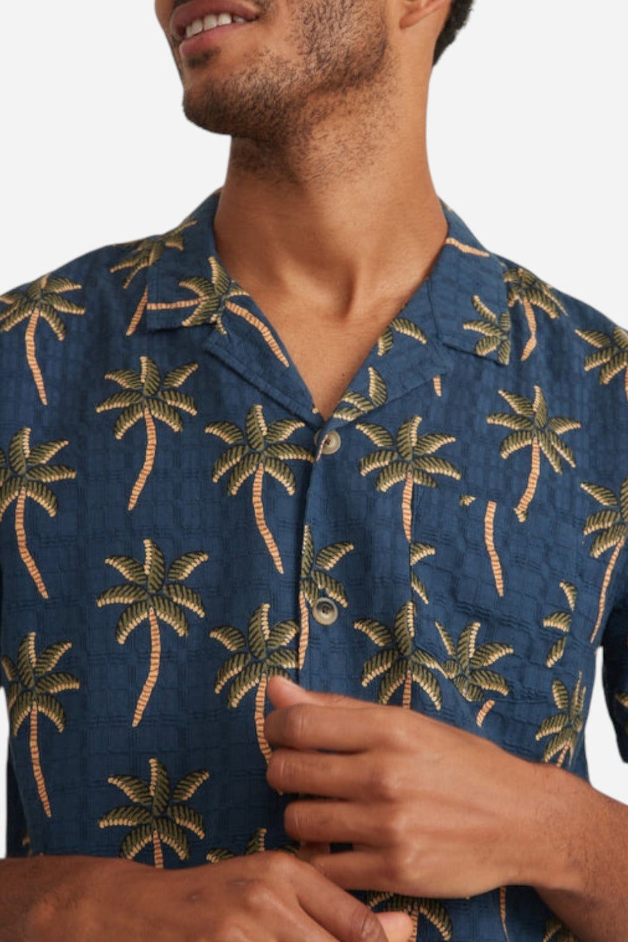 Marine Layer Short Sleeve Atlas Textured Shirt in Navy Palm Print – back view