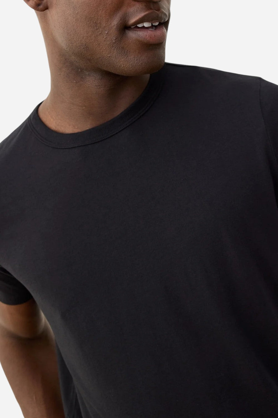 Marine Layer Signature Crew Tee in Black – side view