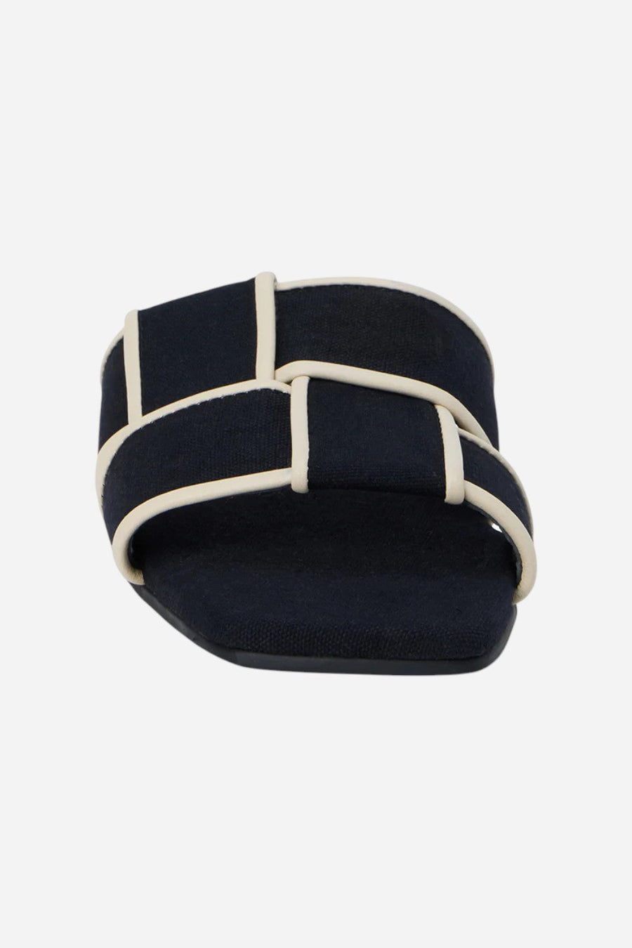 Matisse Biscayne Slide Sandal in Black – detail