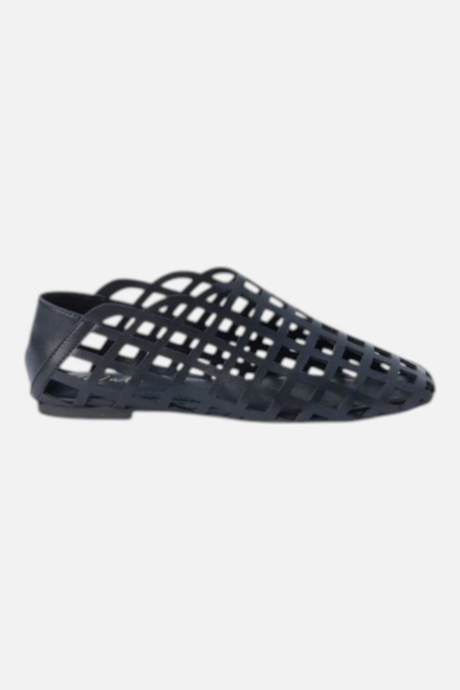 Matisse Cooper Woven Flat in Black – front view