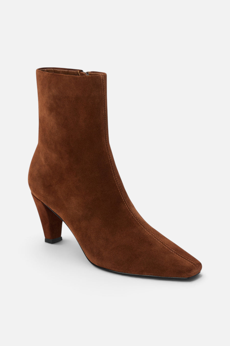 Matisse Franco Heeled Boot in Walnut – alternate