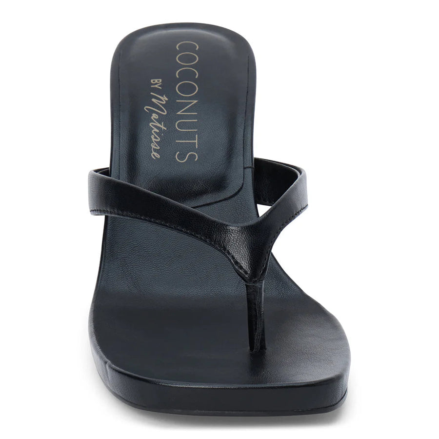 Matisse Murphy Wedge Sandal in Black – alternate