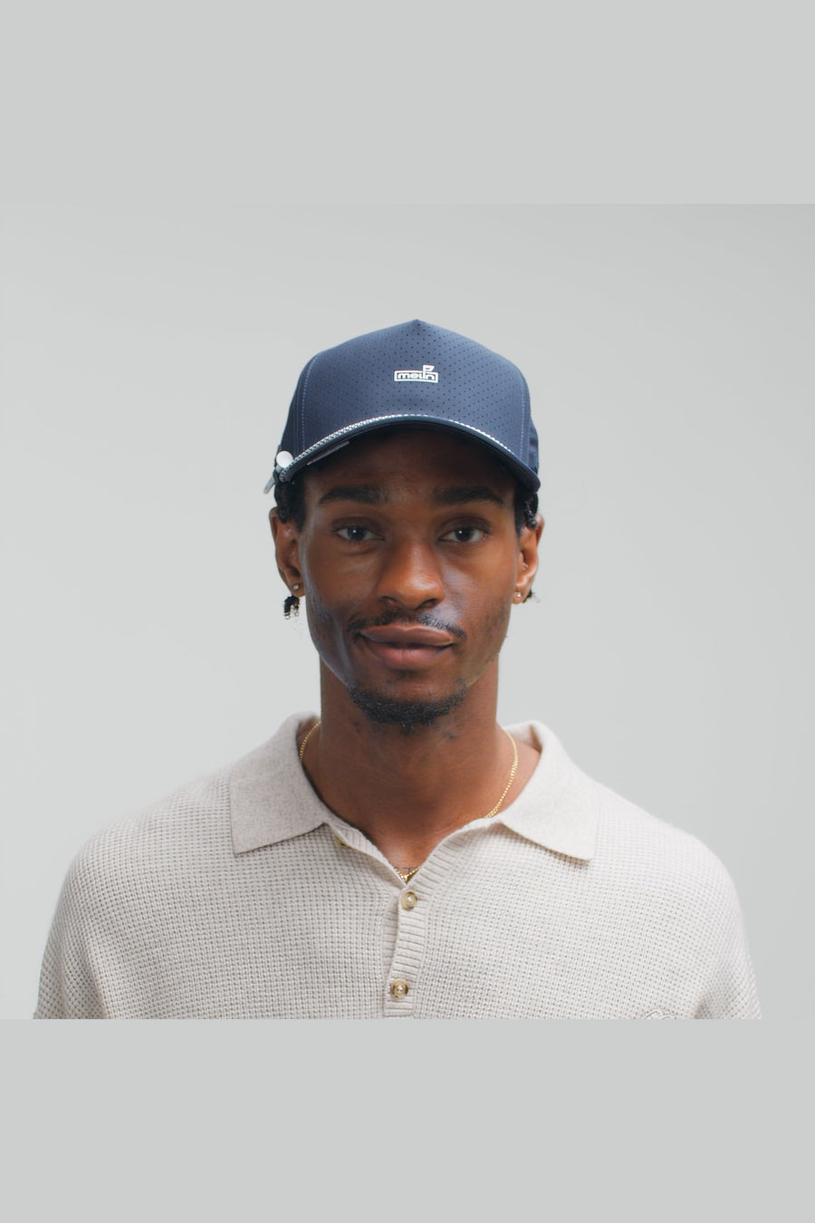 Melin Odysea Rope Links Hydro Hat in Navy – on model